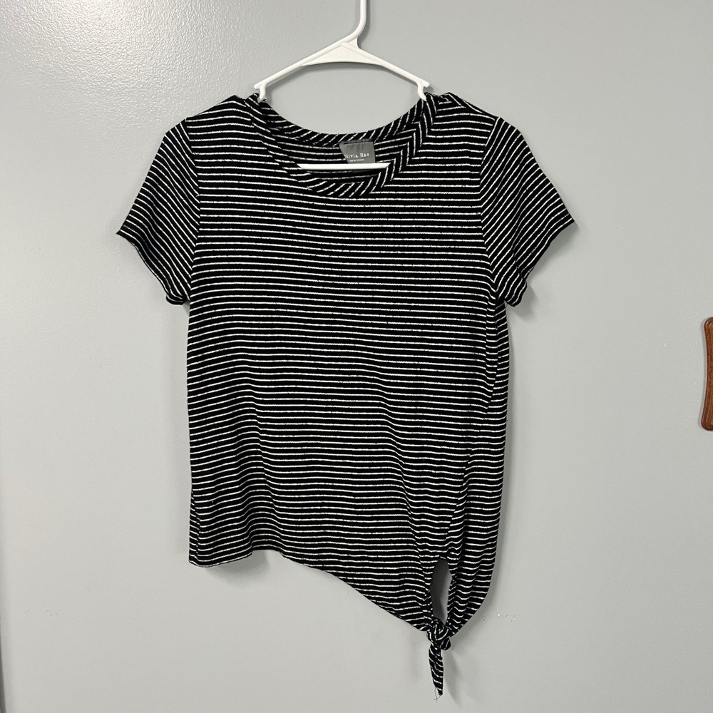 Olivia Rae New York Black White Striped Side Tie Knot Short Sleeve Top Medium